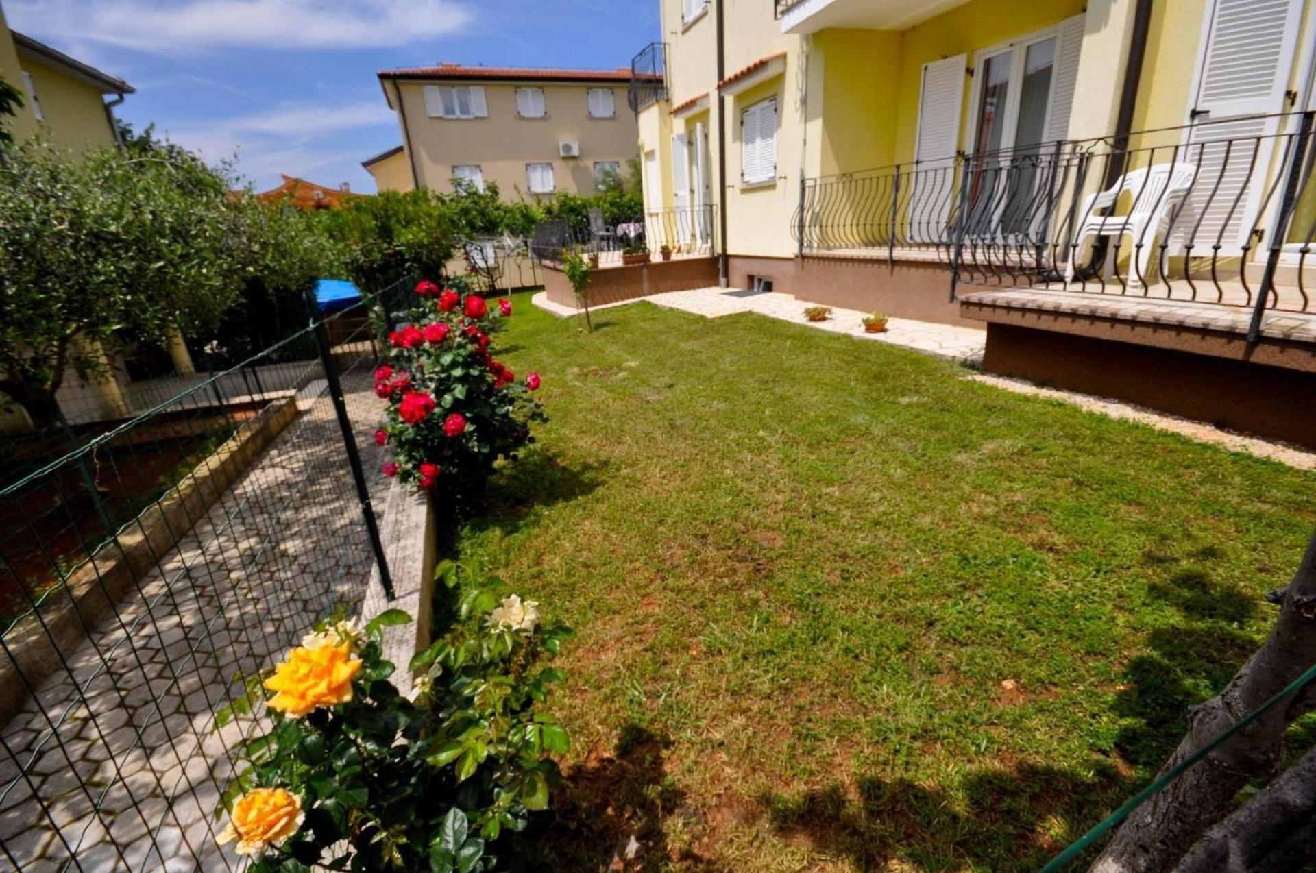 Ferienwohnung Fuer 2 Personen 30 M2 In Novigrad, Istrien Karpinjan ภายนอก รูปภาพ